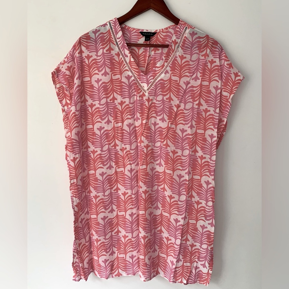 Pink and white Tahari swimsuit coverup NWOT